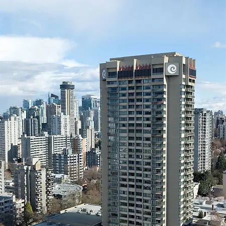 Coast Plaza Hotel And Suites-2